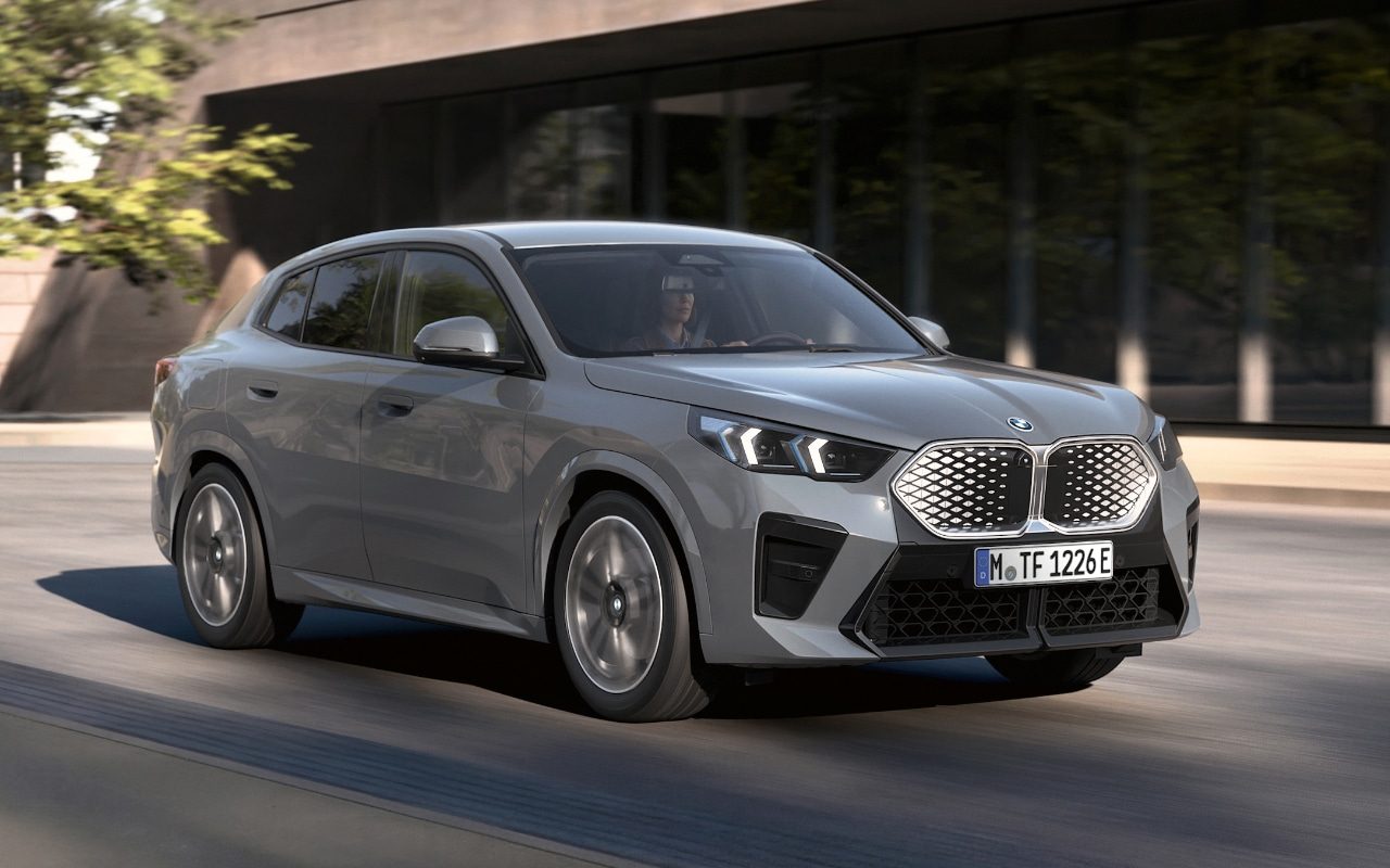 BMW iX2 xDrive30