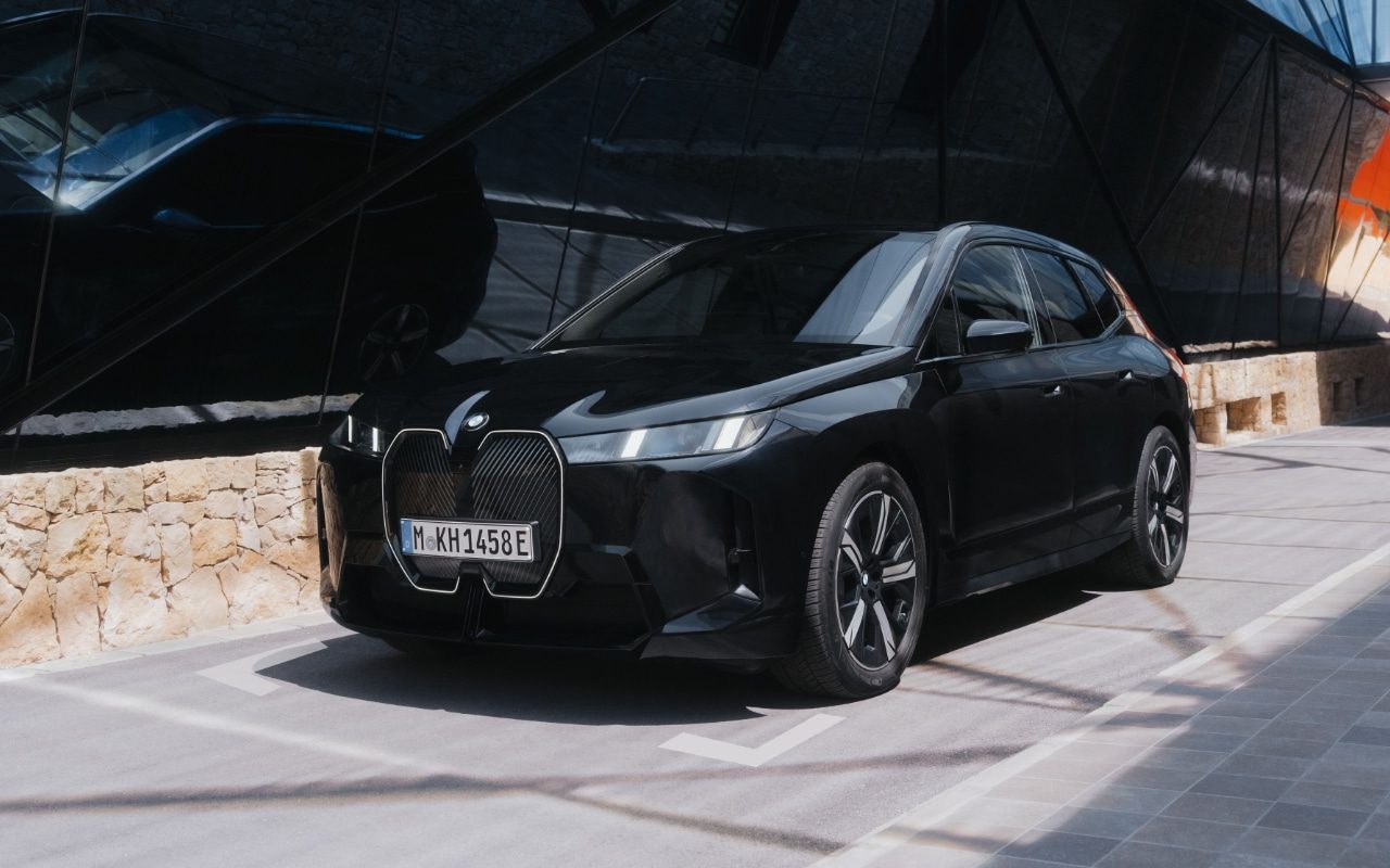 BMW iX xDrive45