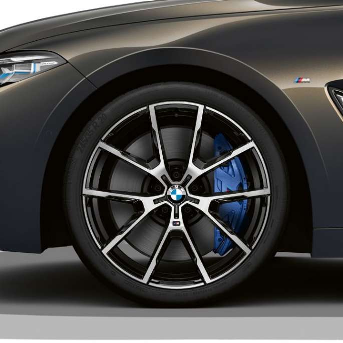 BMW M850i xDrive, Dravit Grey metallik, 20-tollised kergemetallist Y-veljed 728 M. BMW M850i xDrive, Dravit Grey metallik, 20-tollised kergemetallist Y-veljed 728 M.