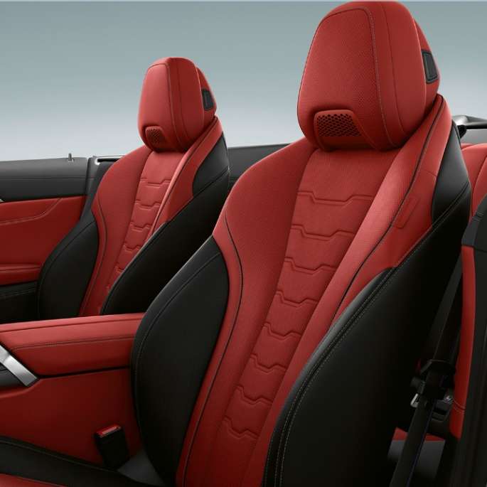 BMW M850i xDrive, Carbon Black metallik, BMW Individuali Merino nahast ulatuslikum polster toonides Fiona Red/Black. BMW M850i xDrive, Carbon Black metallik, BMW Individuali Merino nahast ulatuslikum polster toonides Fiona Red/Black.