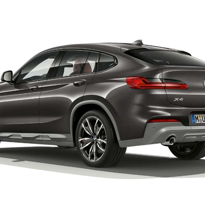 BMW X4 xDrive30i mudel M Sport X G02 2018 toonis Sophisto Grey Brilliant Effect, 3/4 tagantvaade