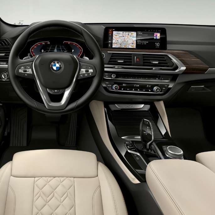 Juhikoht, BMW X4 xDrive20d mudel xLine G02 2018 salong
